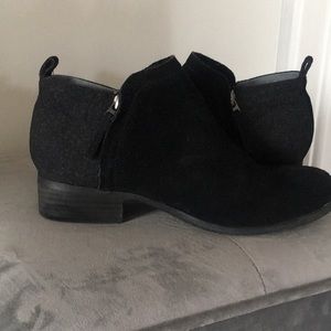 Tom’s suede and felt booties